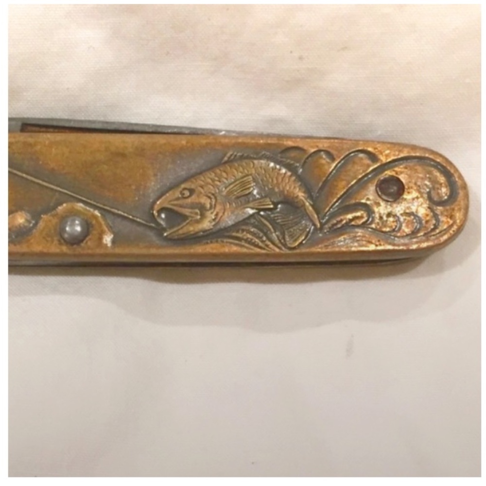 O4-Antique Ornate Brass Fisherman by Imperial, Rhode Island - Picture 3 of 8